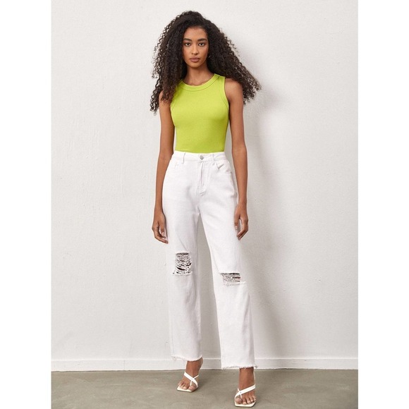 minimalist Solid Slim high neck Tank Top white - Picture 11 of 12